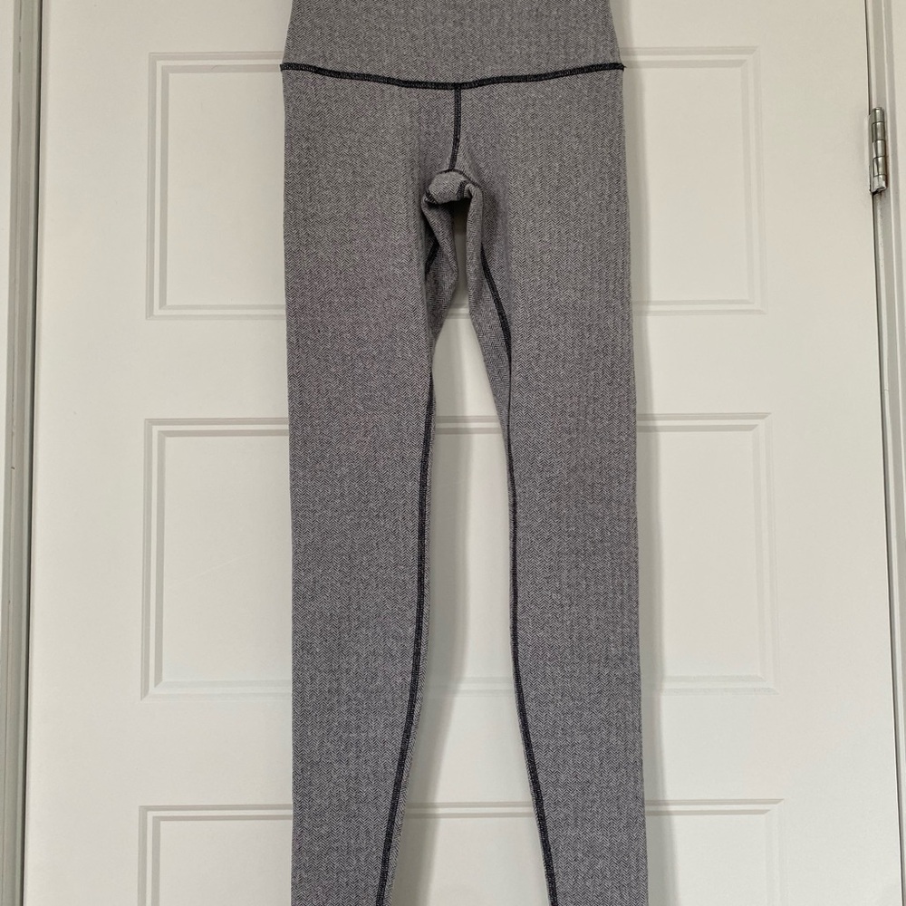 Lululemon Gray High-Waisted Leggings